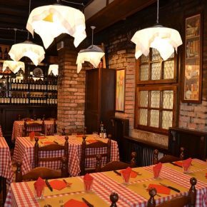 restaurant-1343327_640-290x290-2